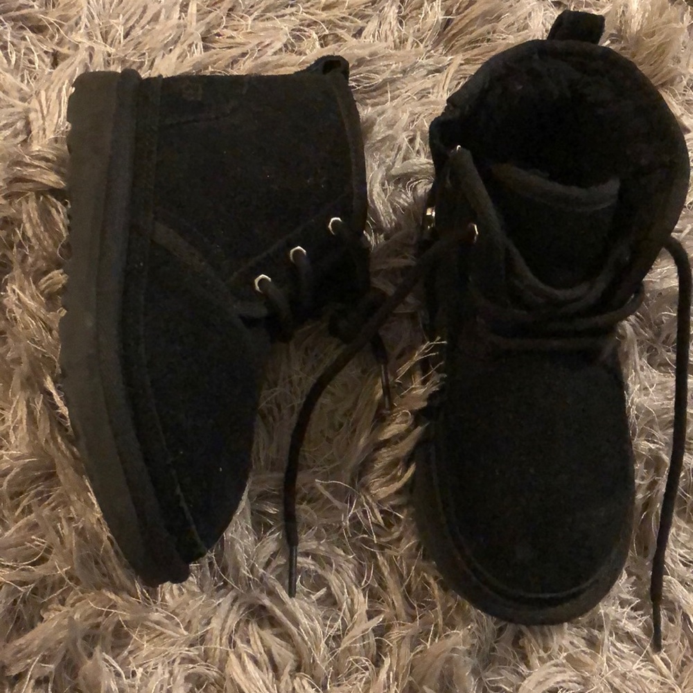 UGG Neumell II